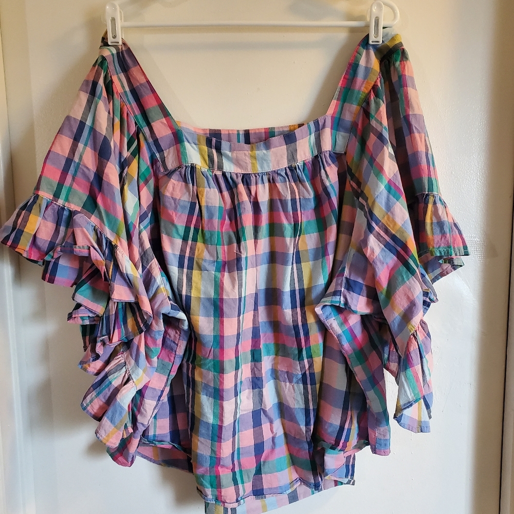 Plus size blouse